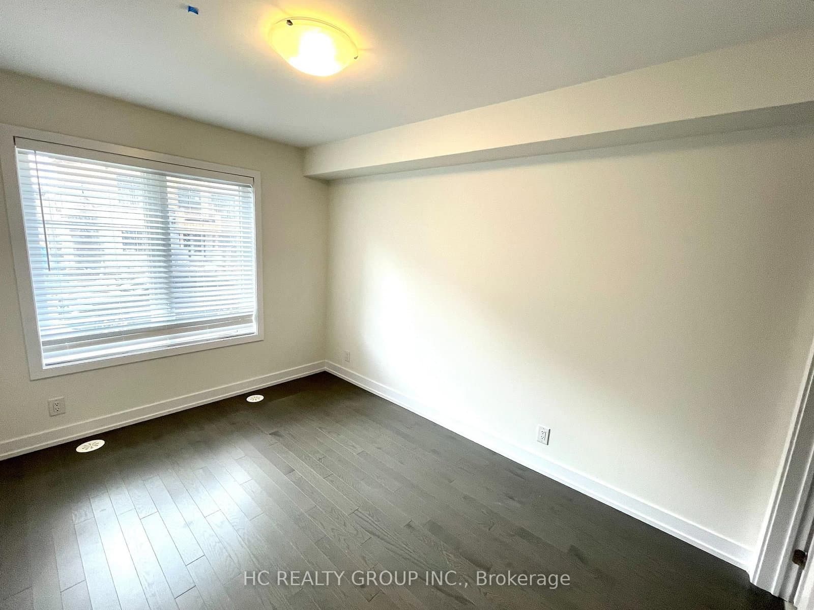 24 Guardhouse Crescent thumbnail 8