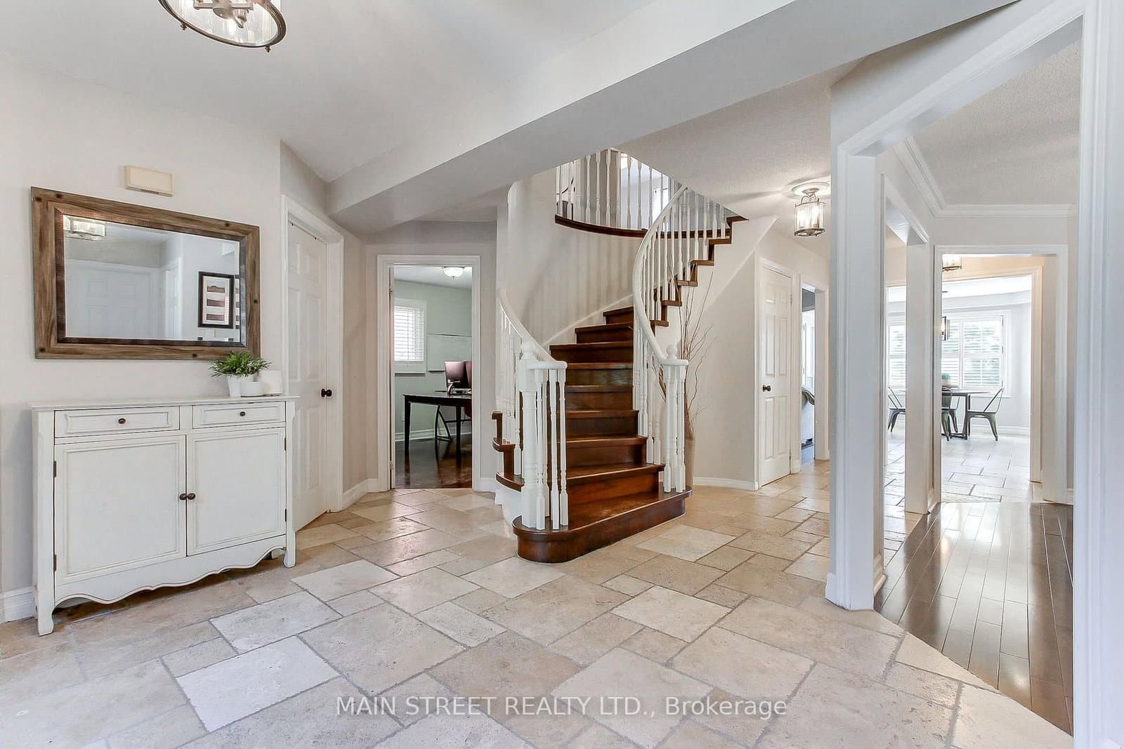 14 Mcgee Crescent thumbnail 4