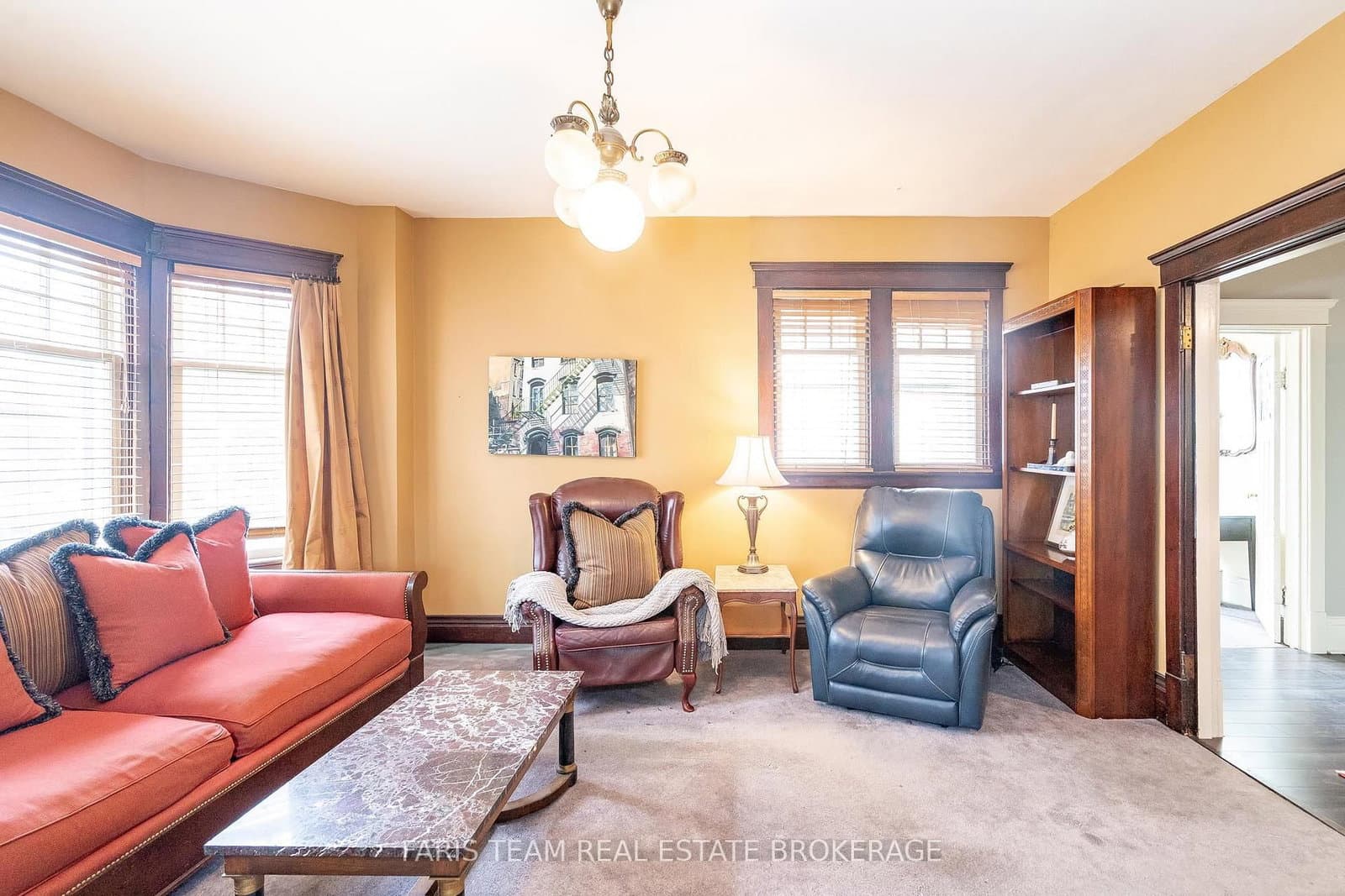 105 Barrie Street thumbnail 15