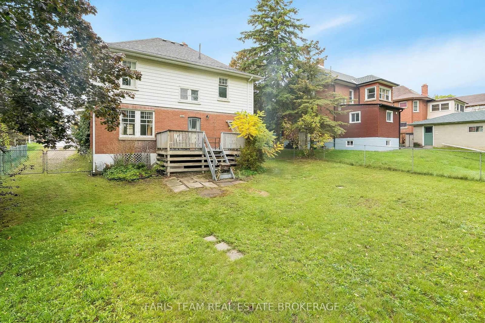 105 Barrie Street thumbnail 28