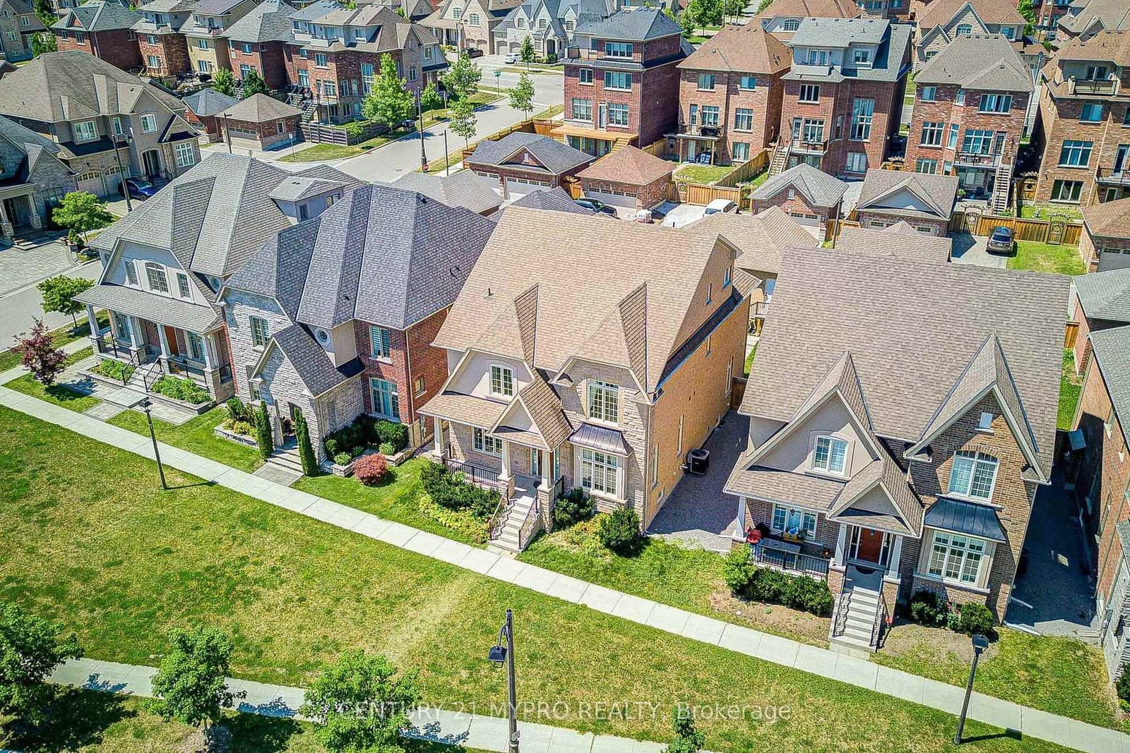 6 Tralee Court - Image 1