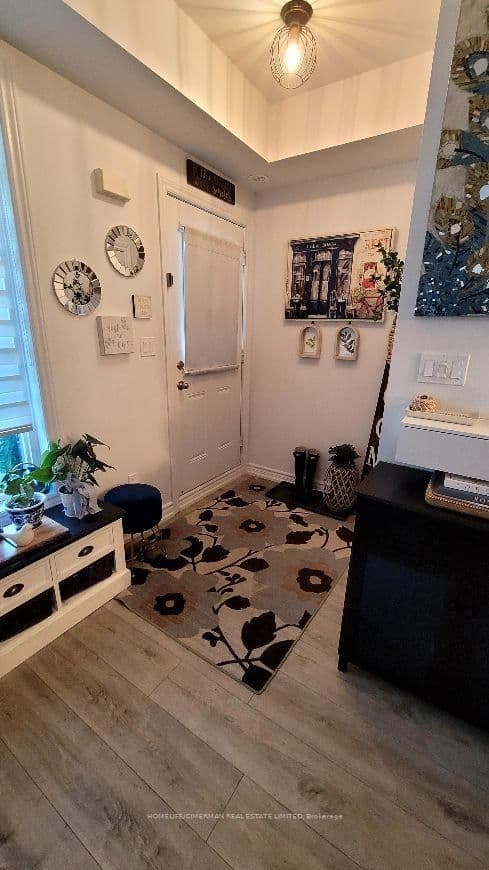 201 Pine Grove Road, Unit 405 thumbnail 4