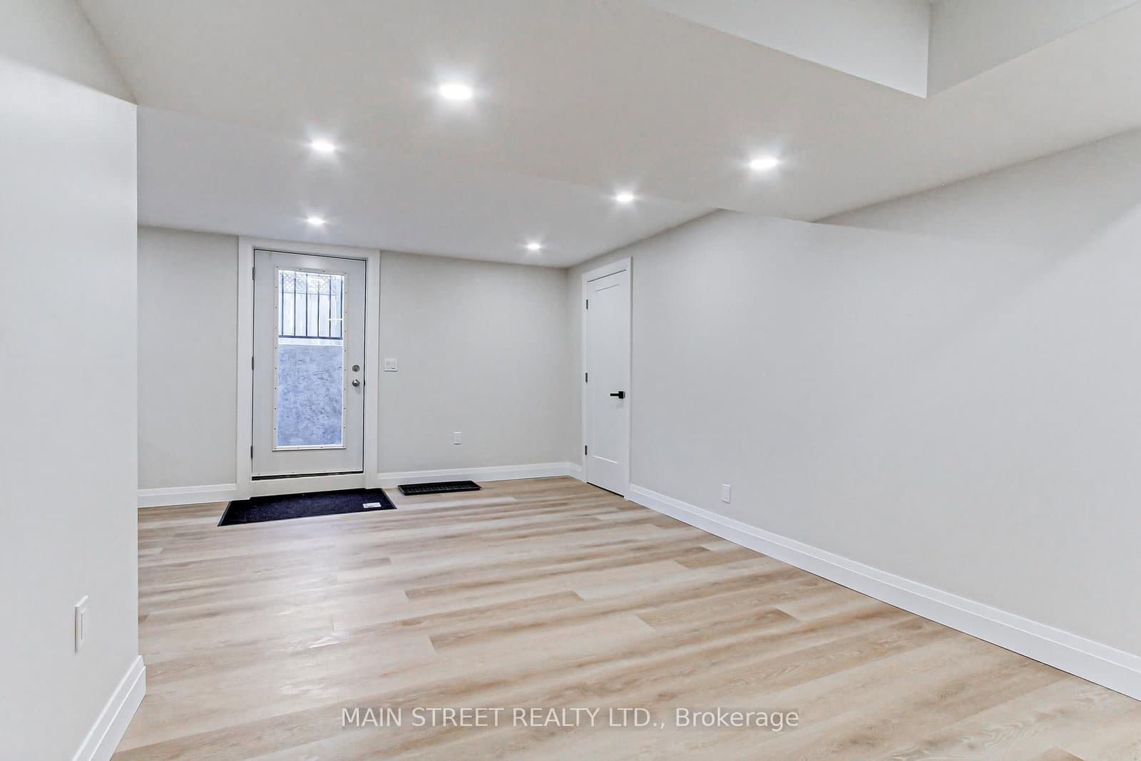 4 Carrington Place, Unit B thumbnail 11