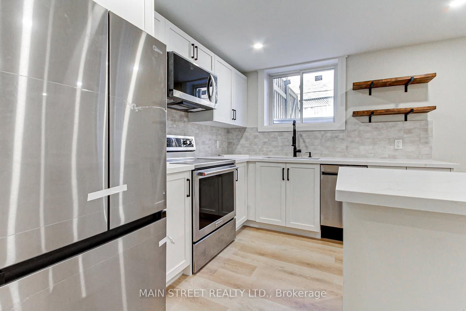 4 Carrington Place, Unit B thumbnail 6
