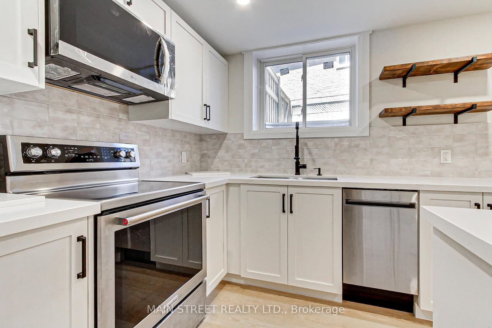 4 Carrington Place, Unit B thumbnail 7