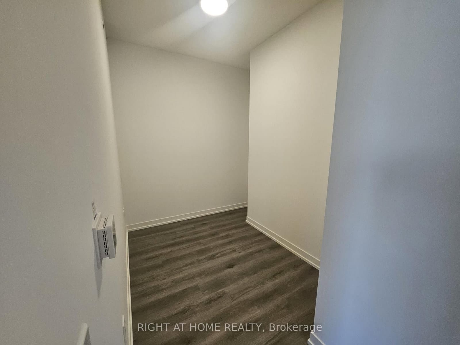28 Interchange Way, Unit 316 thumbnail 11