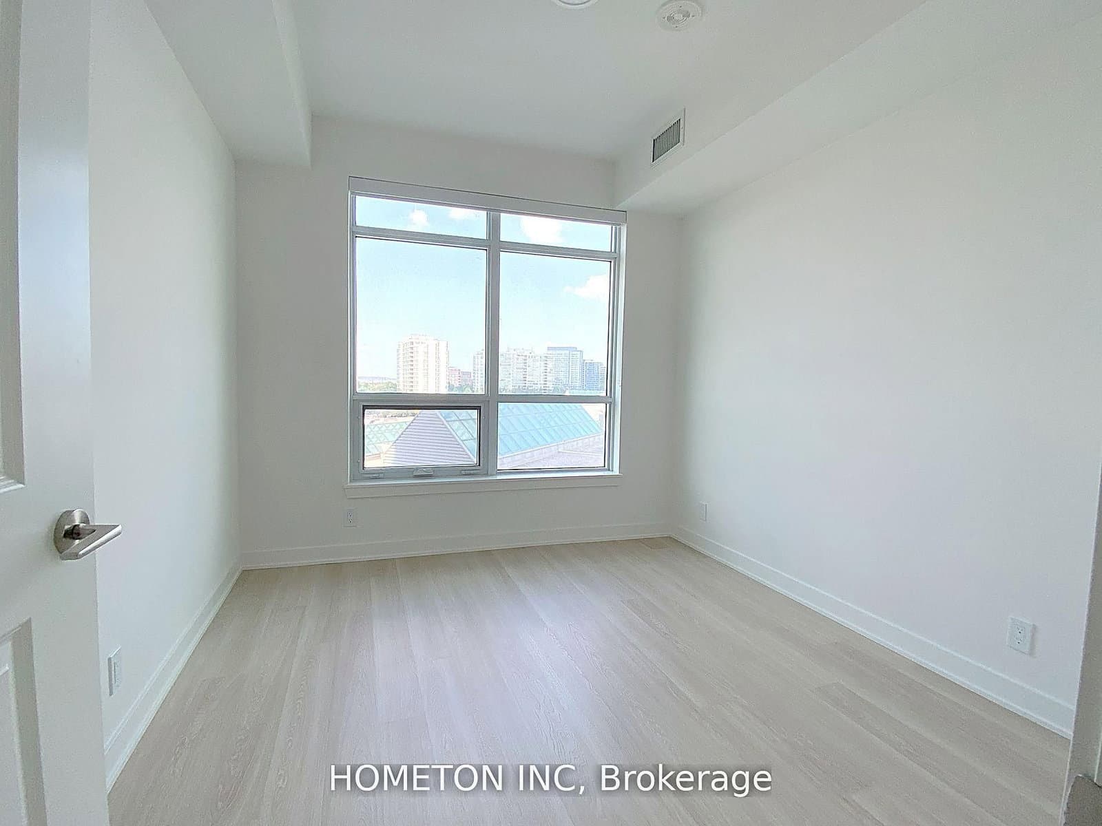 50 Upper Mall Way, Unit B528 thumbnail 3