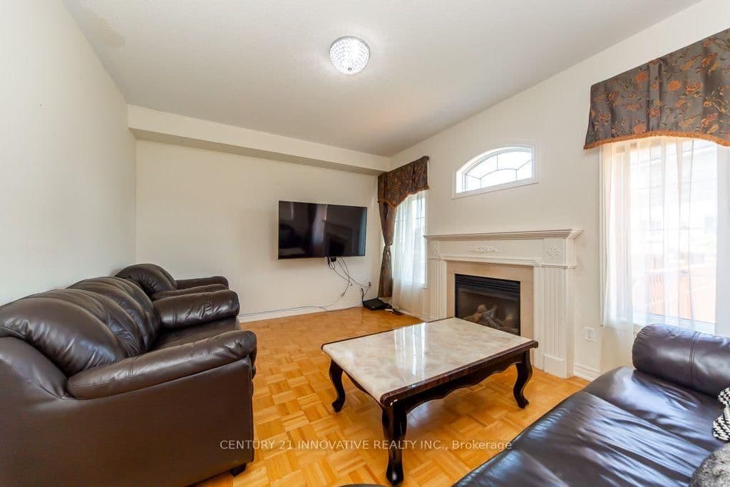 116 Riverwalk Drive thumbnail 15