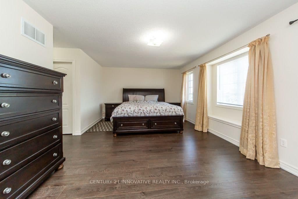 116 Riverwalk Drive thumbnail 26