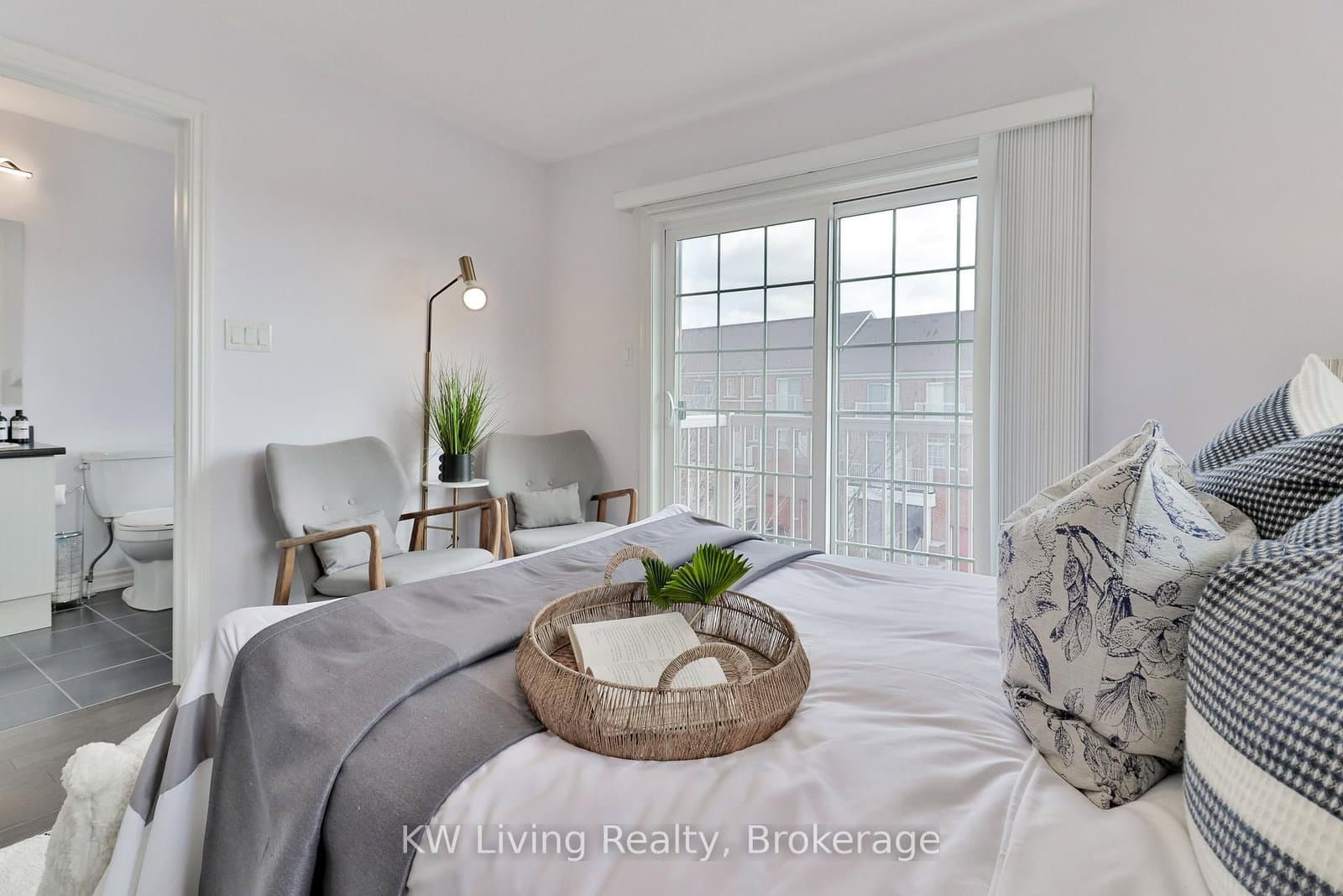 10373 Woodbine Avenue thumbnail 41