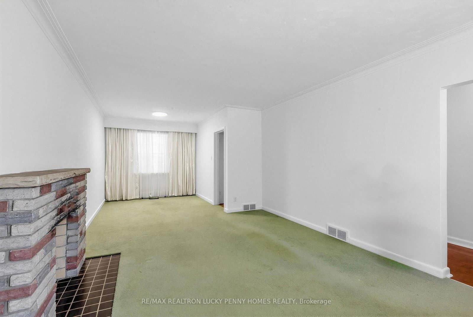 19 Abercorn Road thumbnail 7