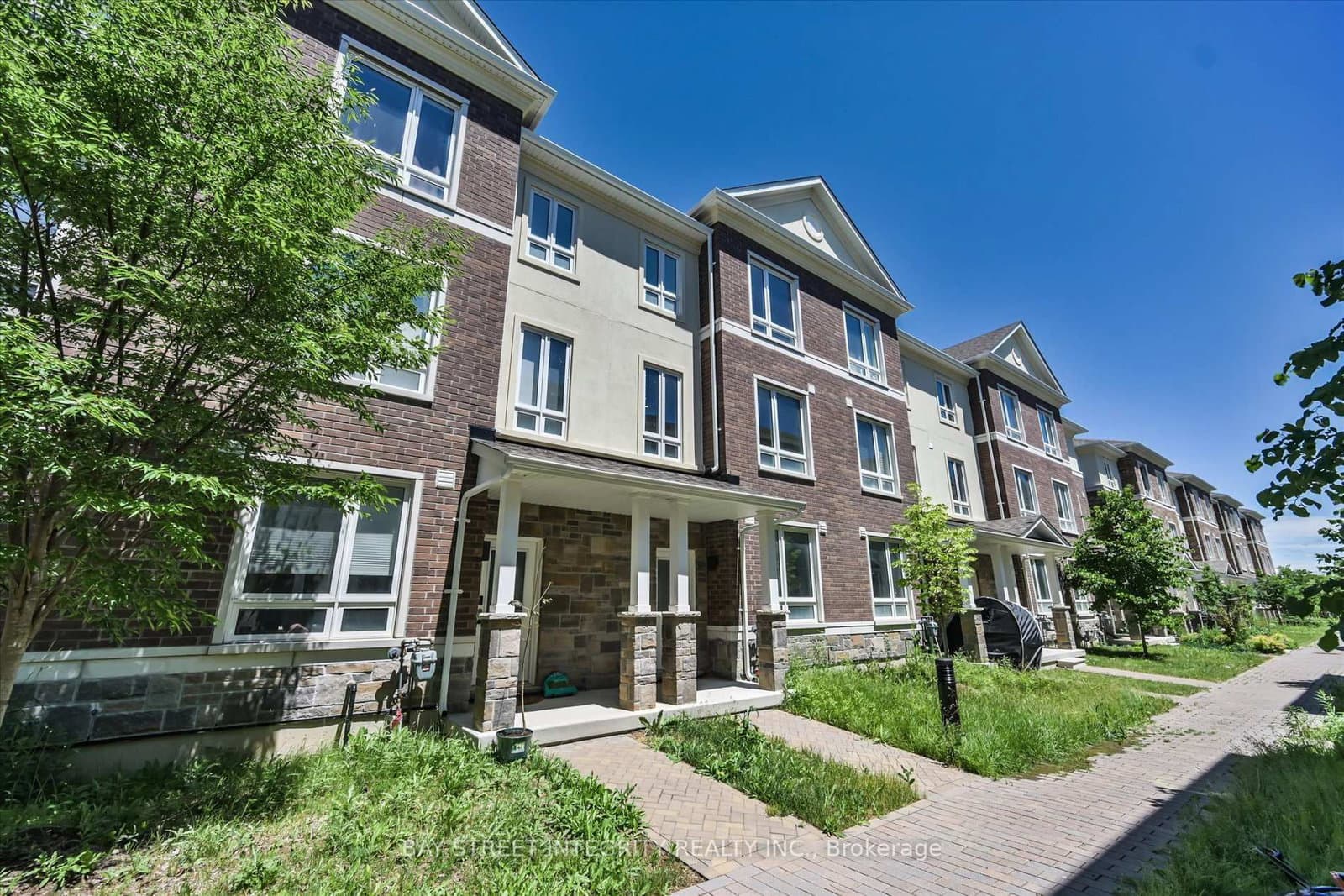23 Chicago Lane - Image 1
