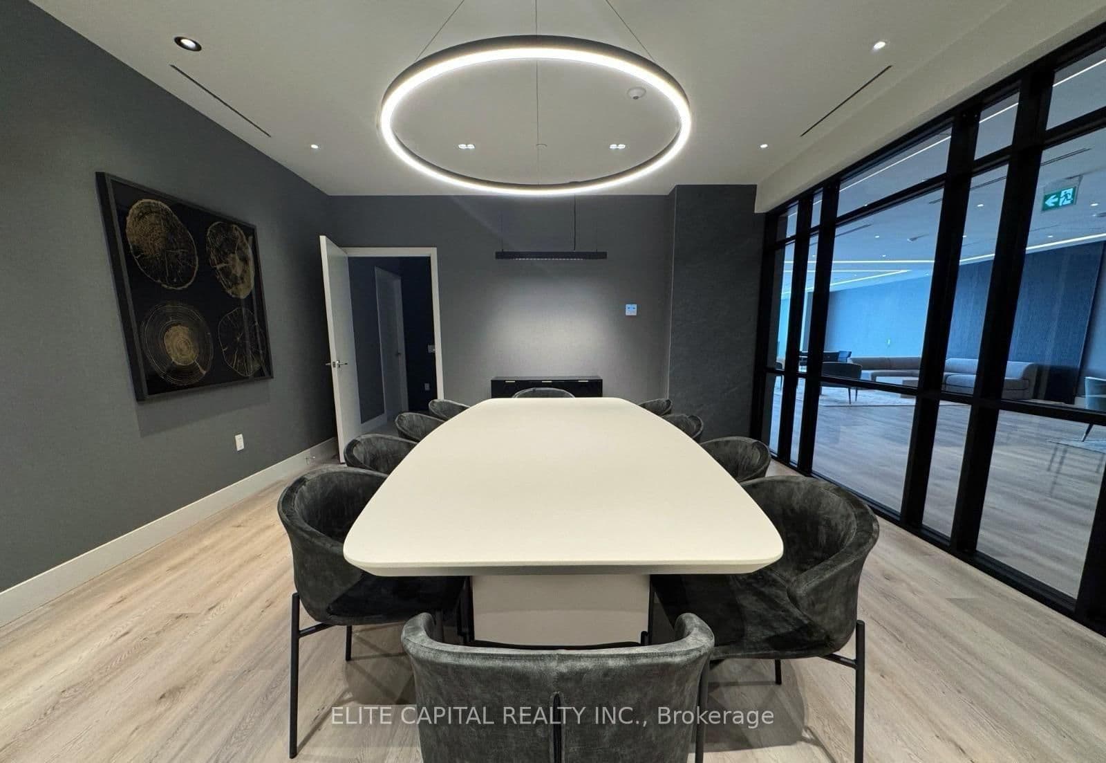 50 Upper Mall Way, Unit 428 thumbnail 17