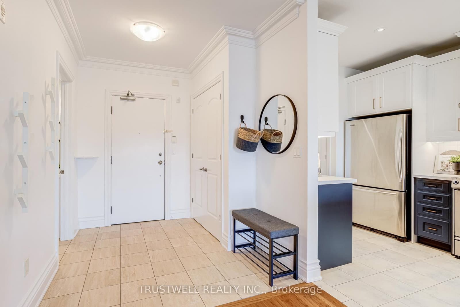 1 Verclaire Gate, Unit 303 thumbnail 2