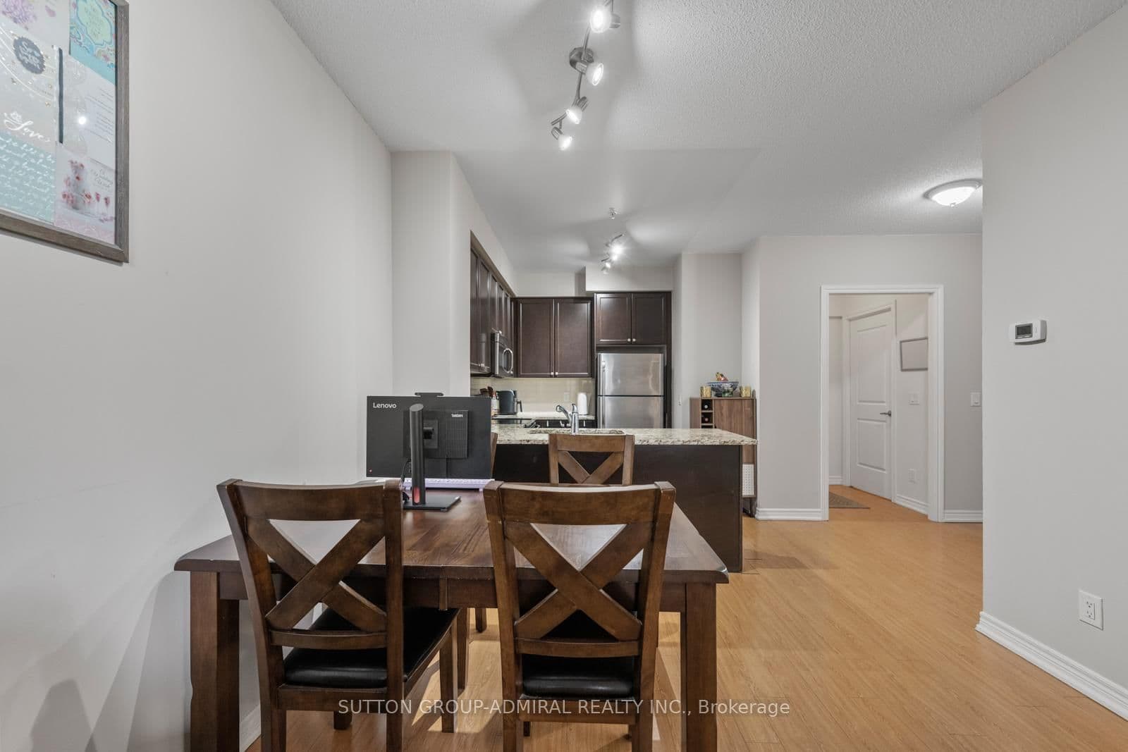 9255 Jane Street, Unit 215 thumbnail 13