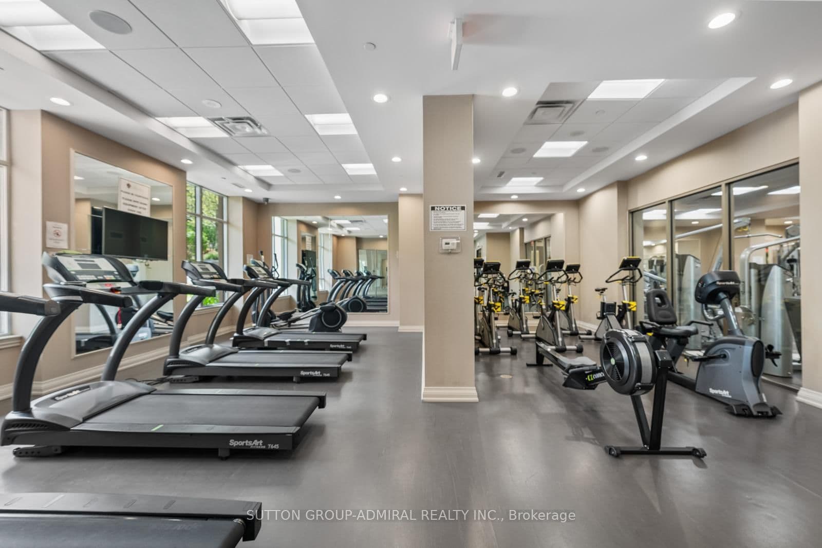 9255 Jane Street, Unit 215 thumbnail 23