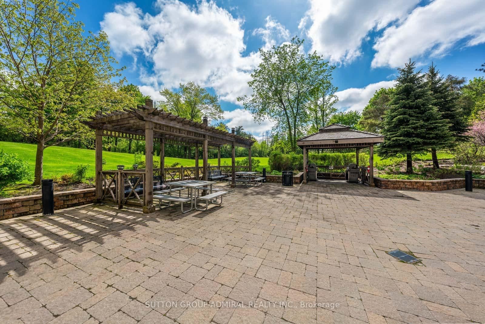 9255 Jane Street, Unit 215 thumbnail 31