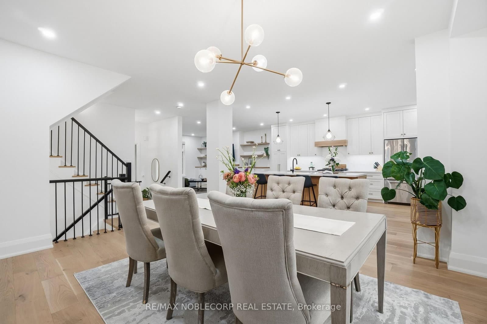 2 Glengordon Crescent thumbnail 17