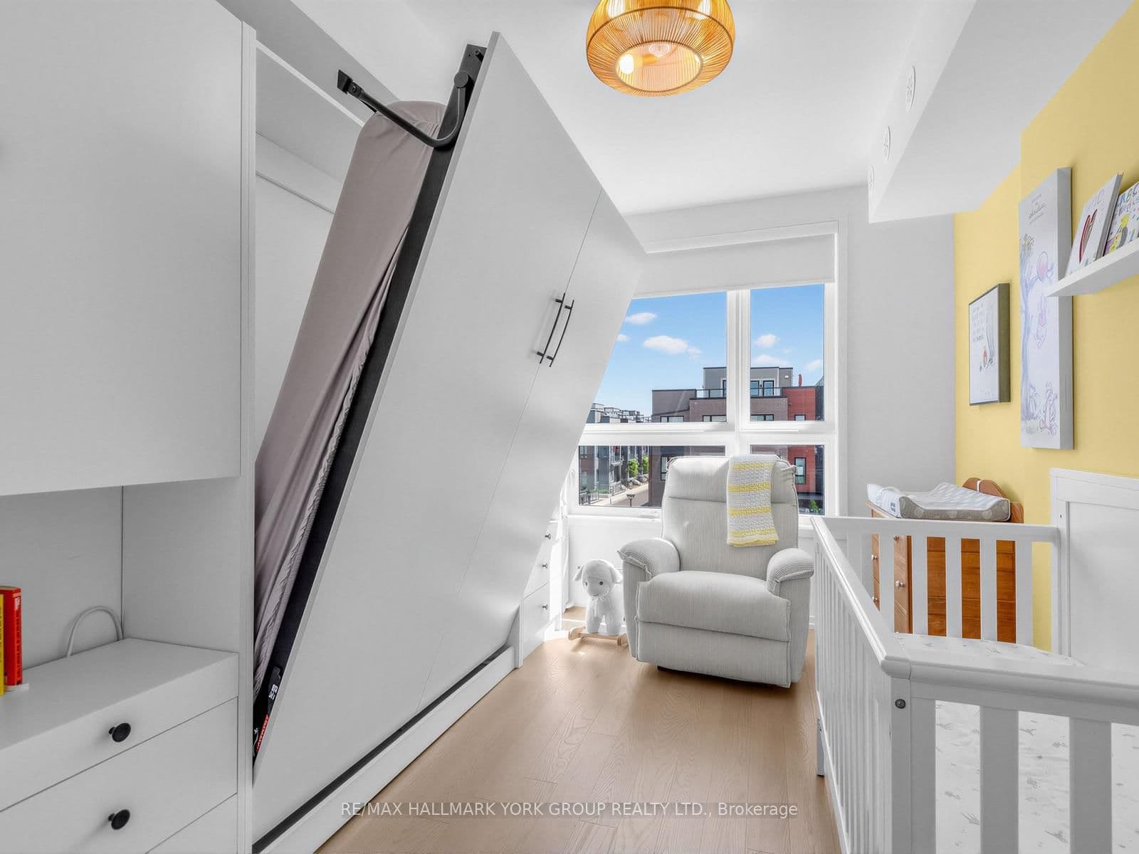 11 Lytham Green Circle, Unit Suite 18 thumbnail 14
