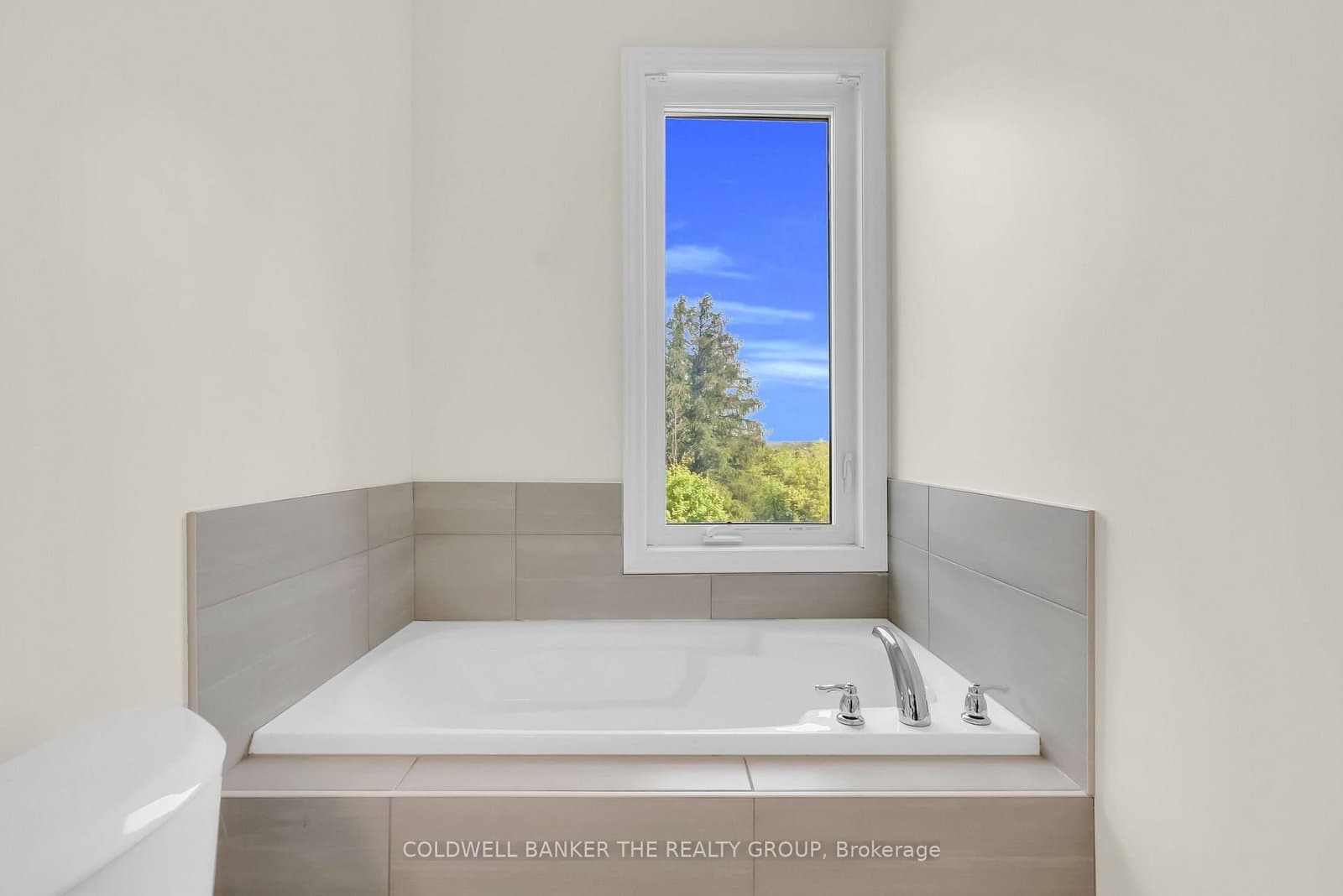 24 Wascana Road thumbnail 30
