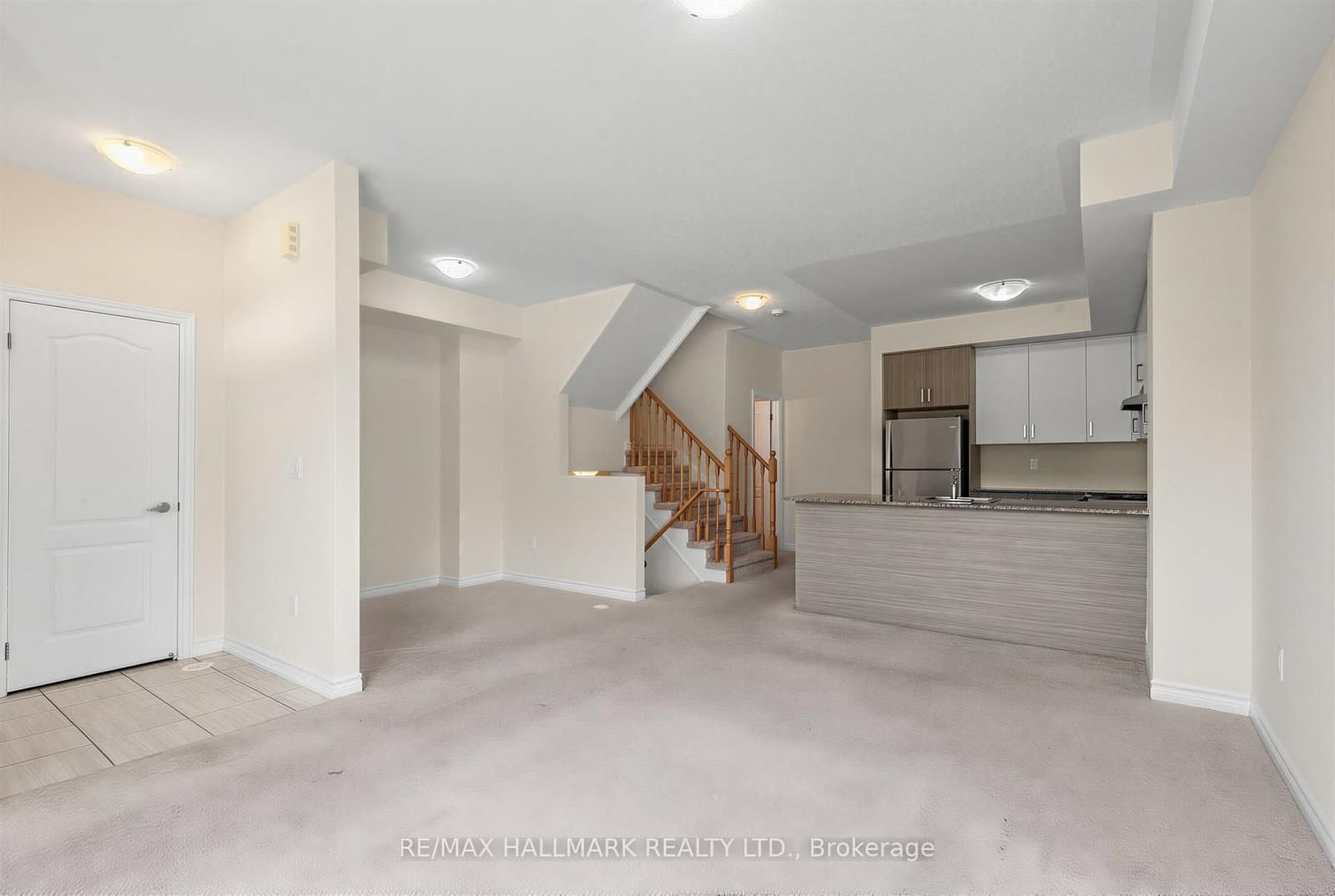 181 Parktree Drive, Unit 1 thumbnail 2
