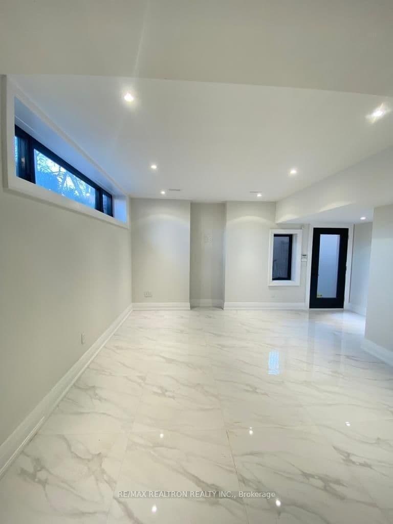 25 Lancer Drive, Unit Lower L thumbnail 4