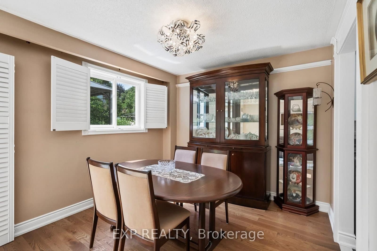 171 Simonston Boulevard thumbnail 15