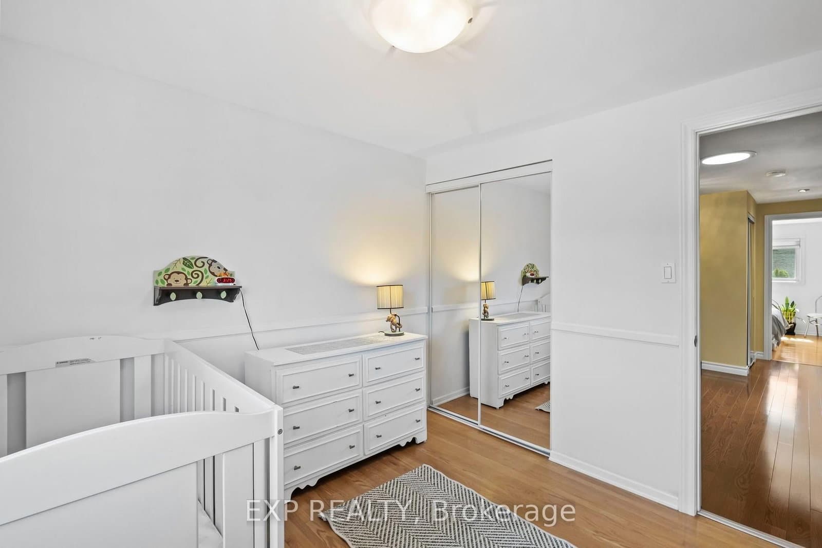 171 Simonston Boulevard thumbnail 17