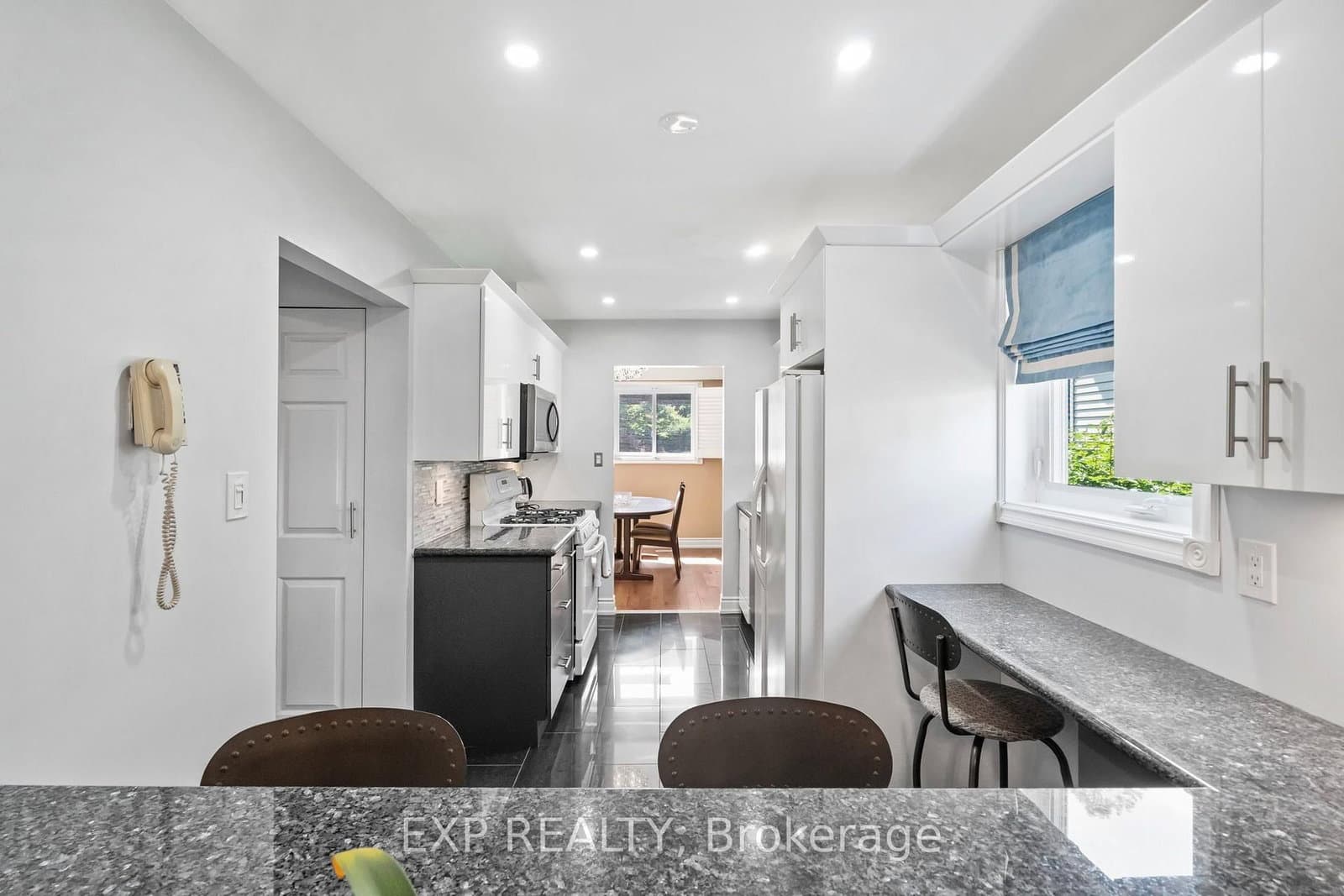 171 Simonston Boulevard thumbnail 5