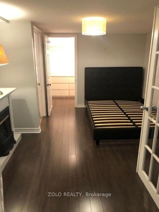14 Kingsboro Road E, Unit Basement thumbnail 5