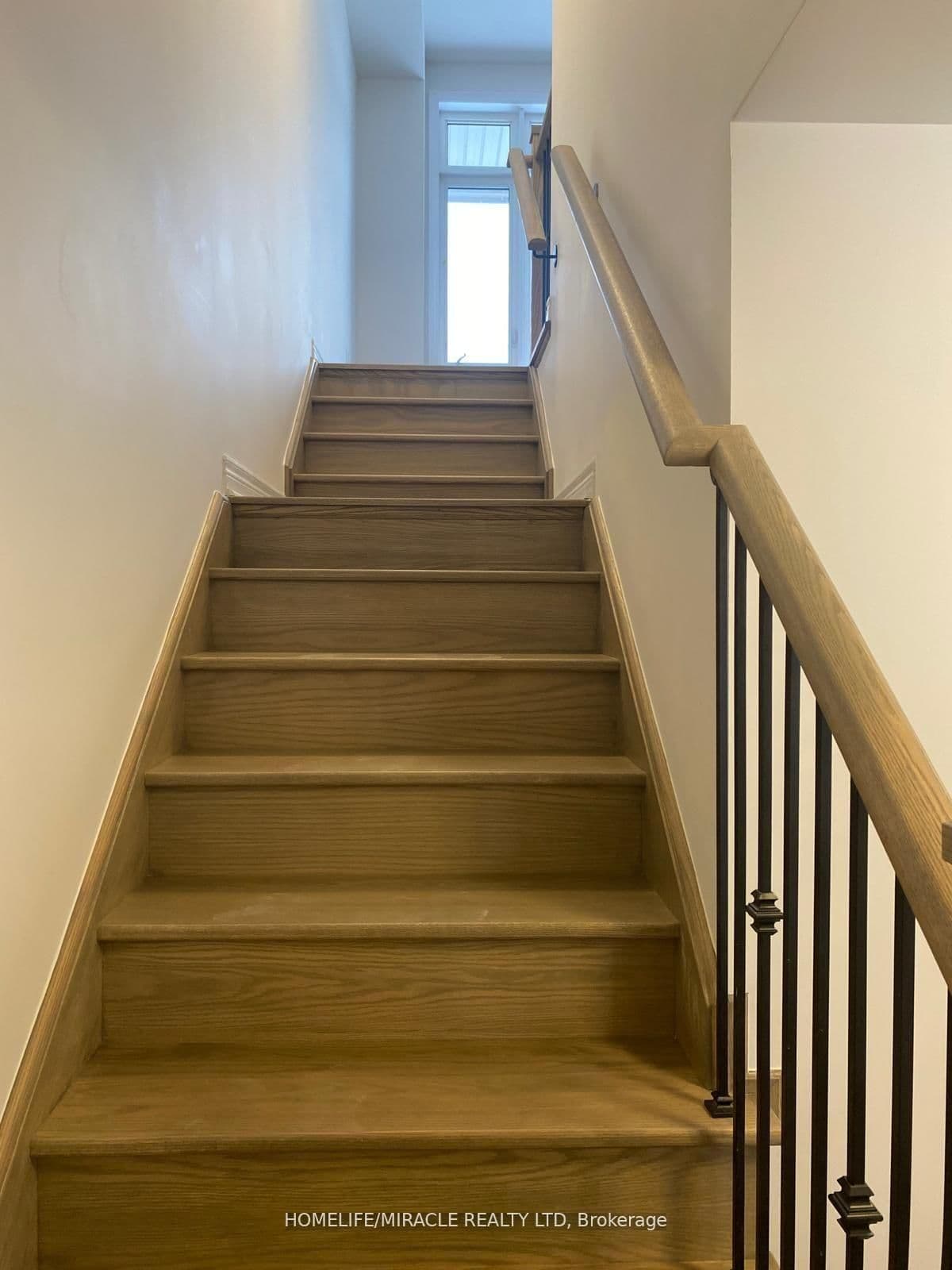 94 Robert Eaton Avenue thumbnail 9