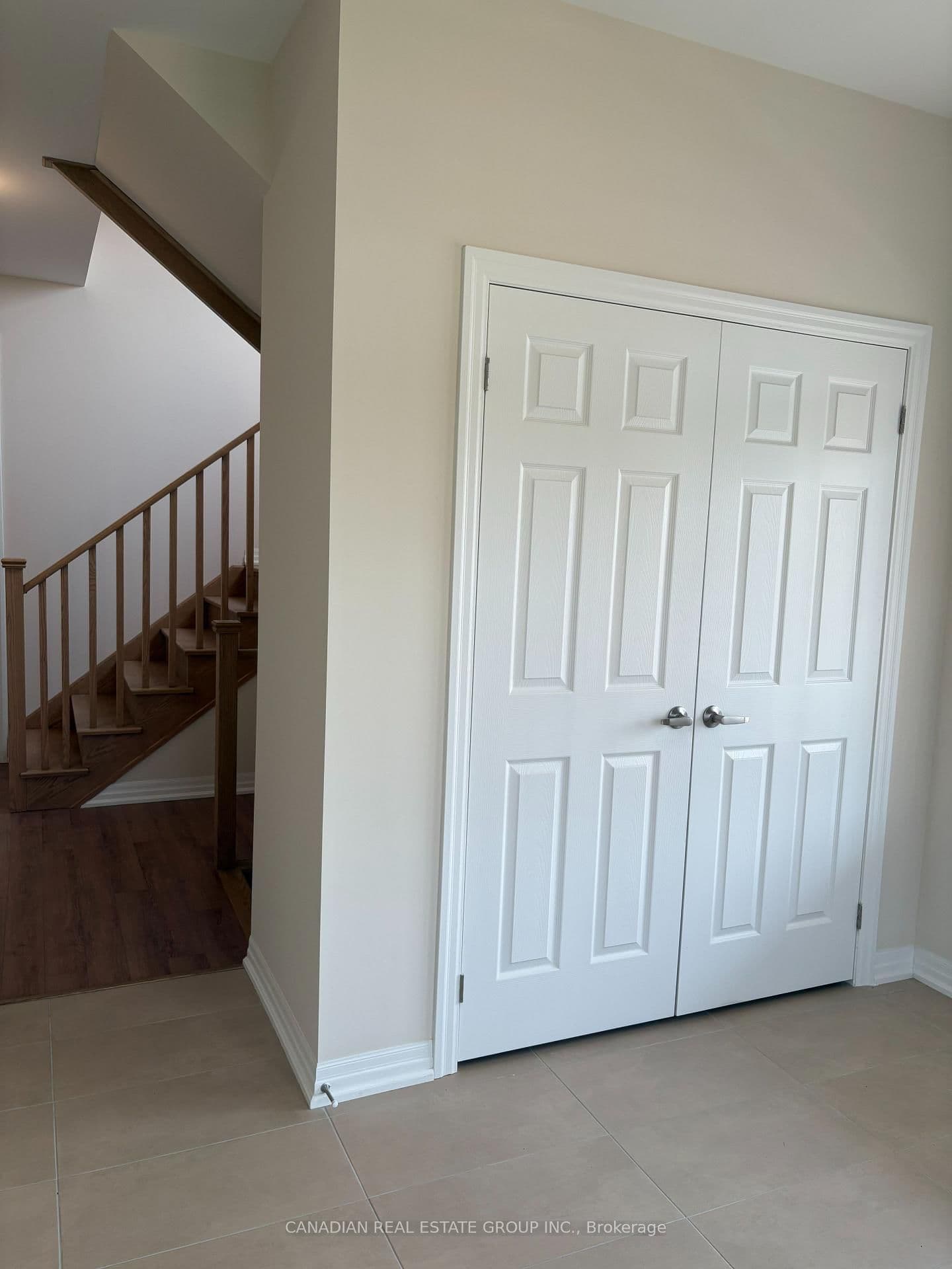 33 Stennett Drive thumbnail 3