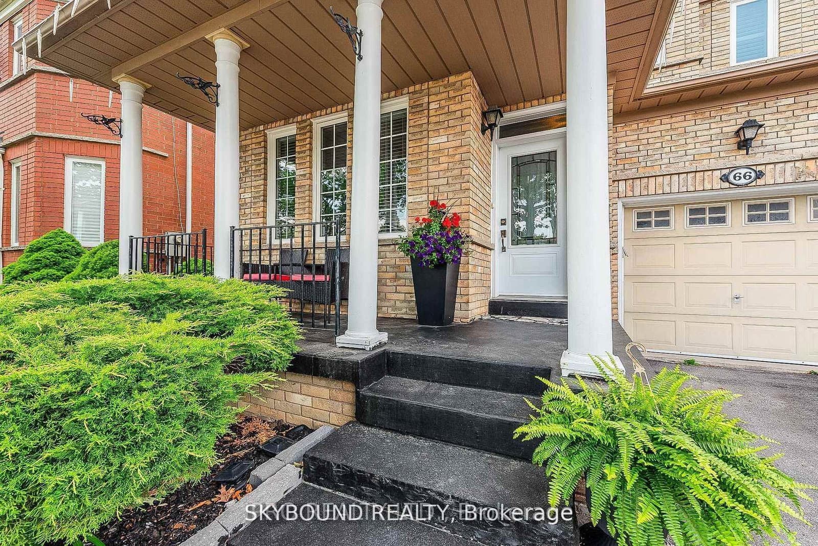 66 Skylark Drive thumbnail 3