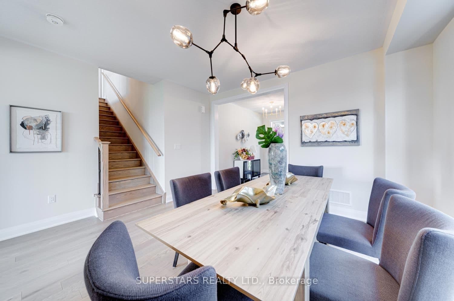 33 John Dallimore Drive thumbnail 7