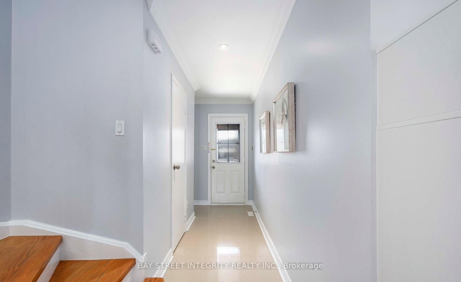 22 Dunbar Crescent thumbnail 2