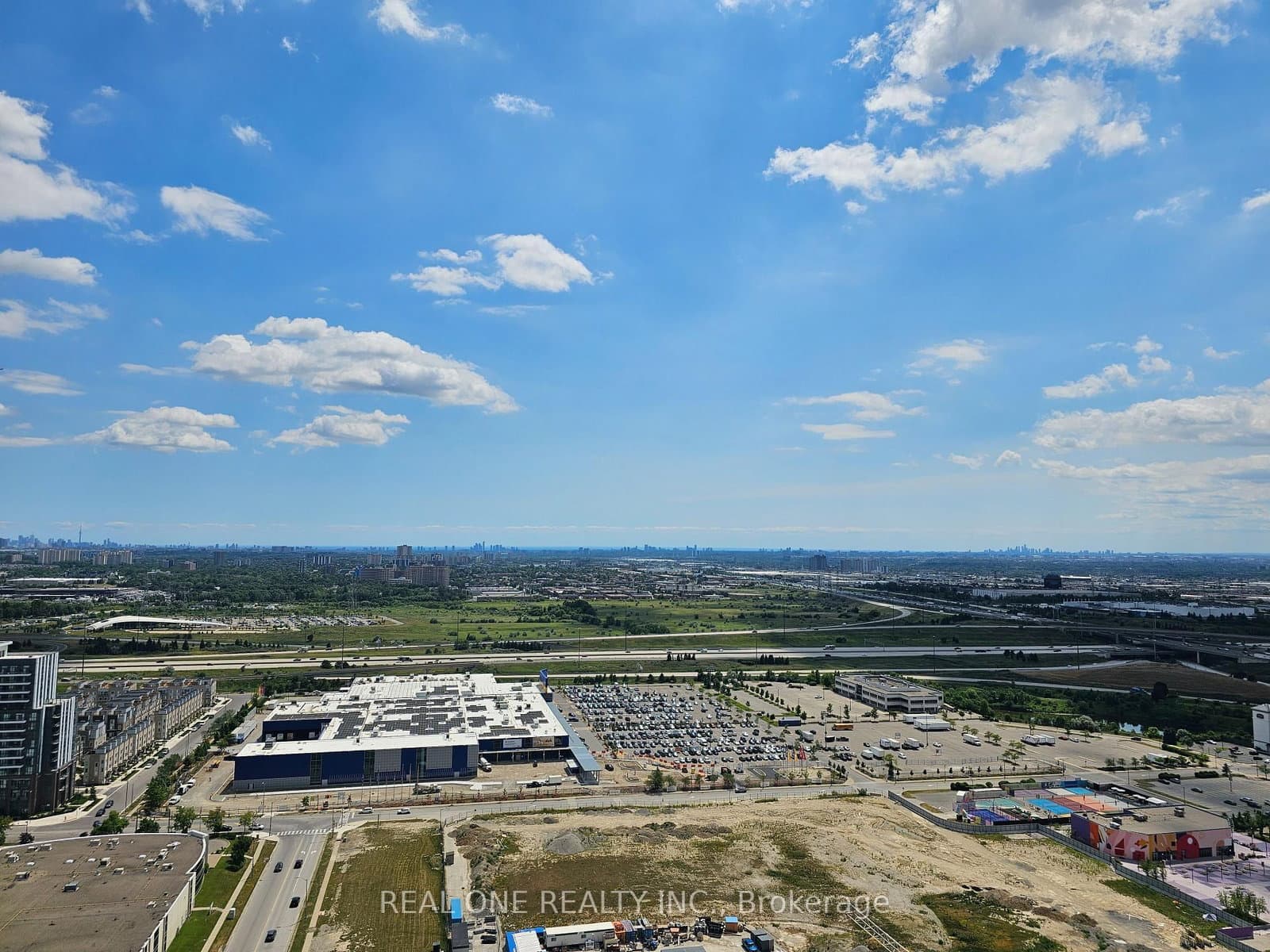 28 Interchange Way, Unit 3611 thumbnail 12