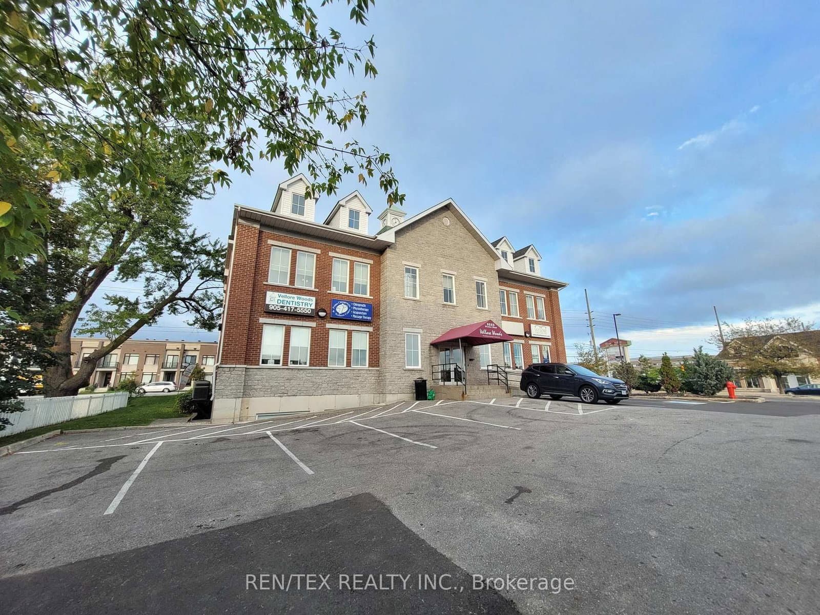 9565 Weston Road, Unit L02 - Image 1