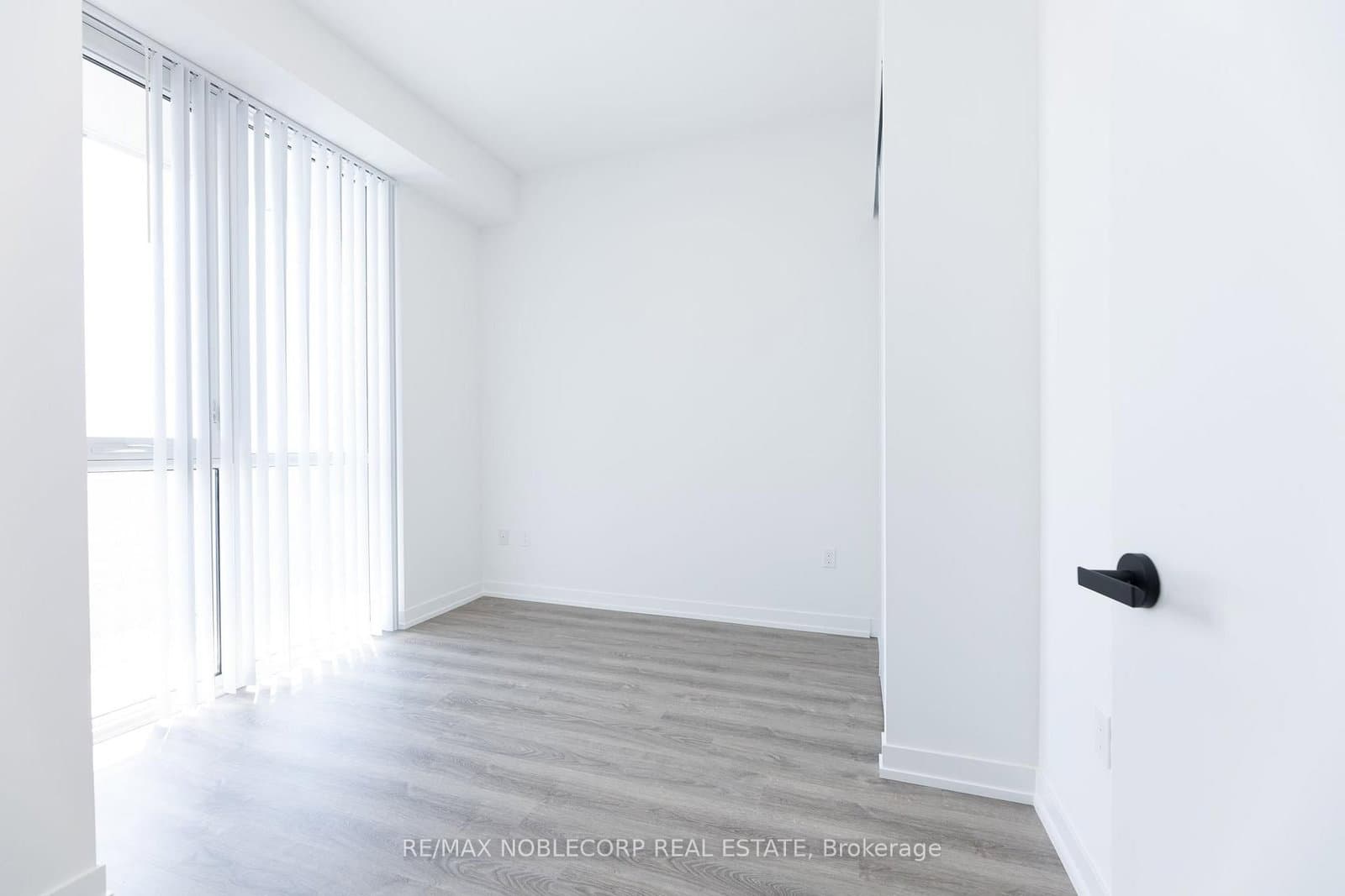 195 Commerce Street, Unit 5317 thumbnail 22