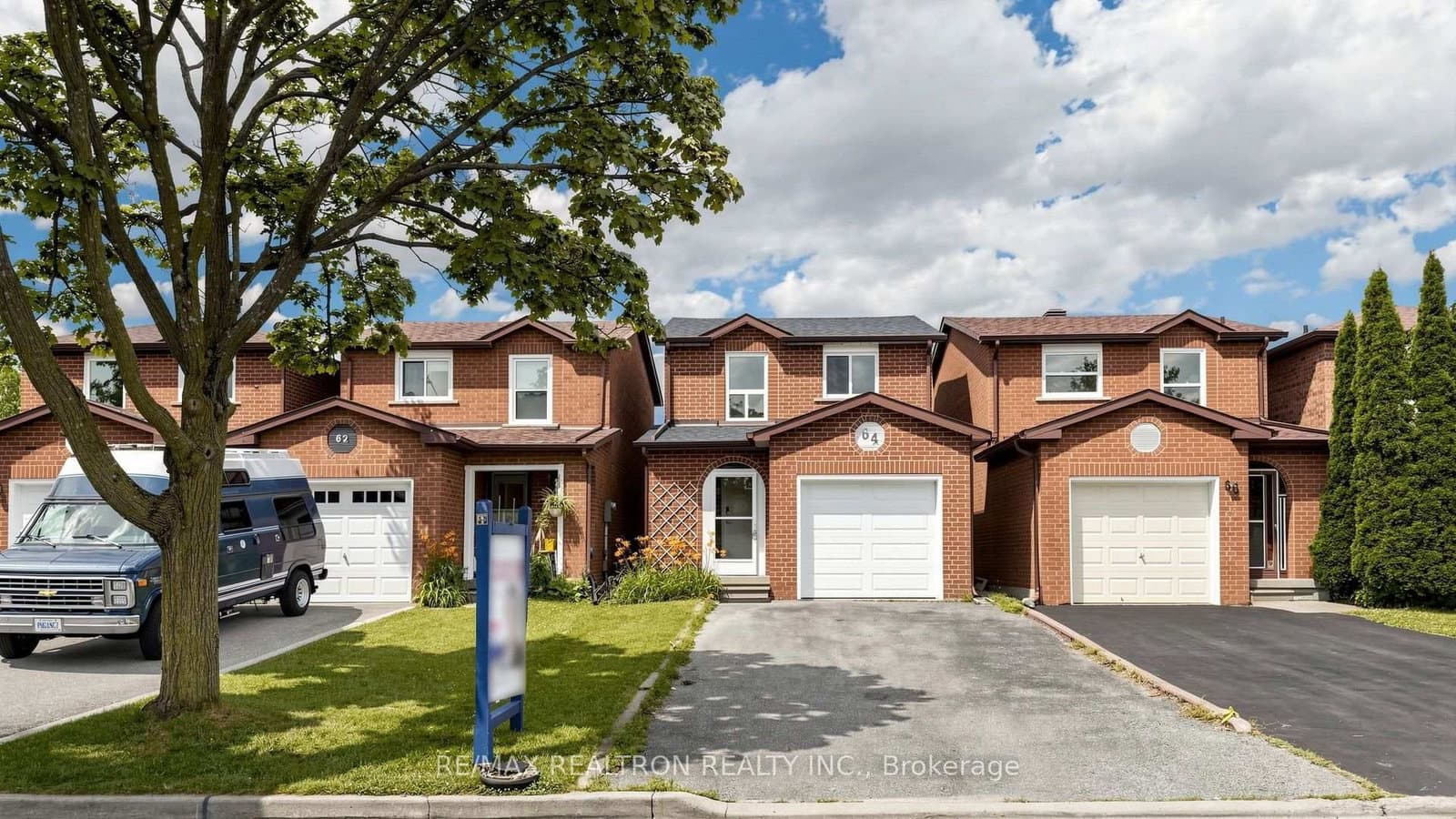64 Dunbar Crescent thumbnail 2