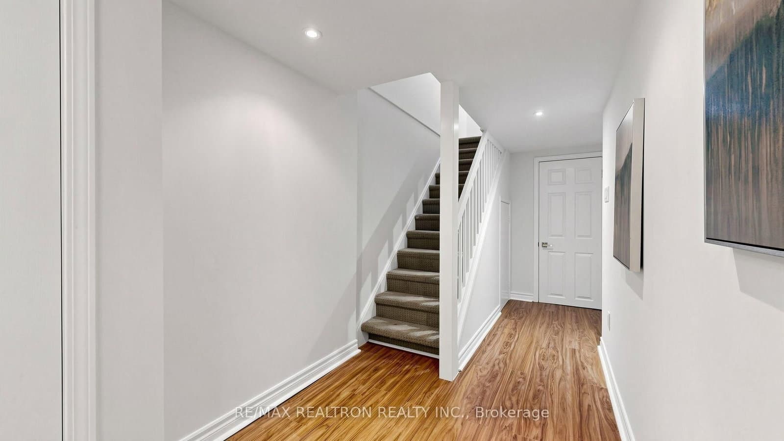 64 Dunbar Crescent thumbnail 28
