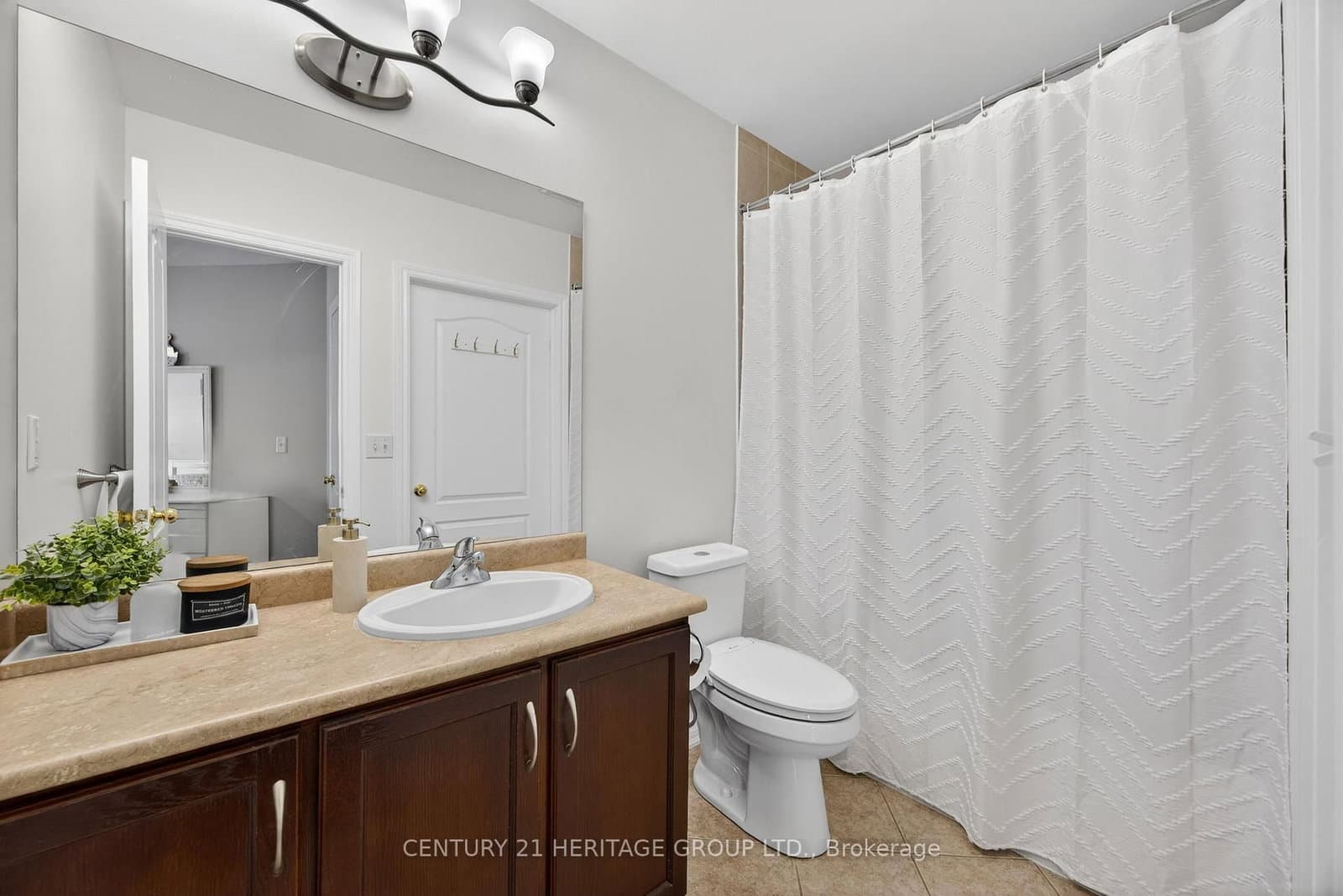 112 Simcoe Road, Unit 214 thumbnail 26