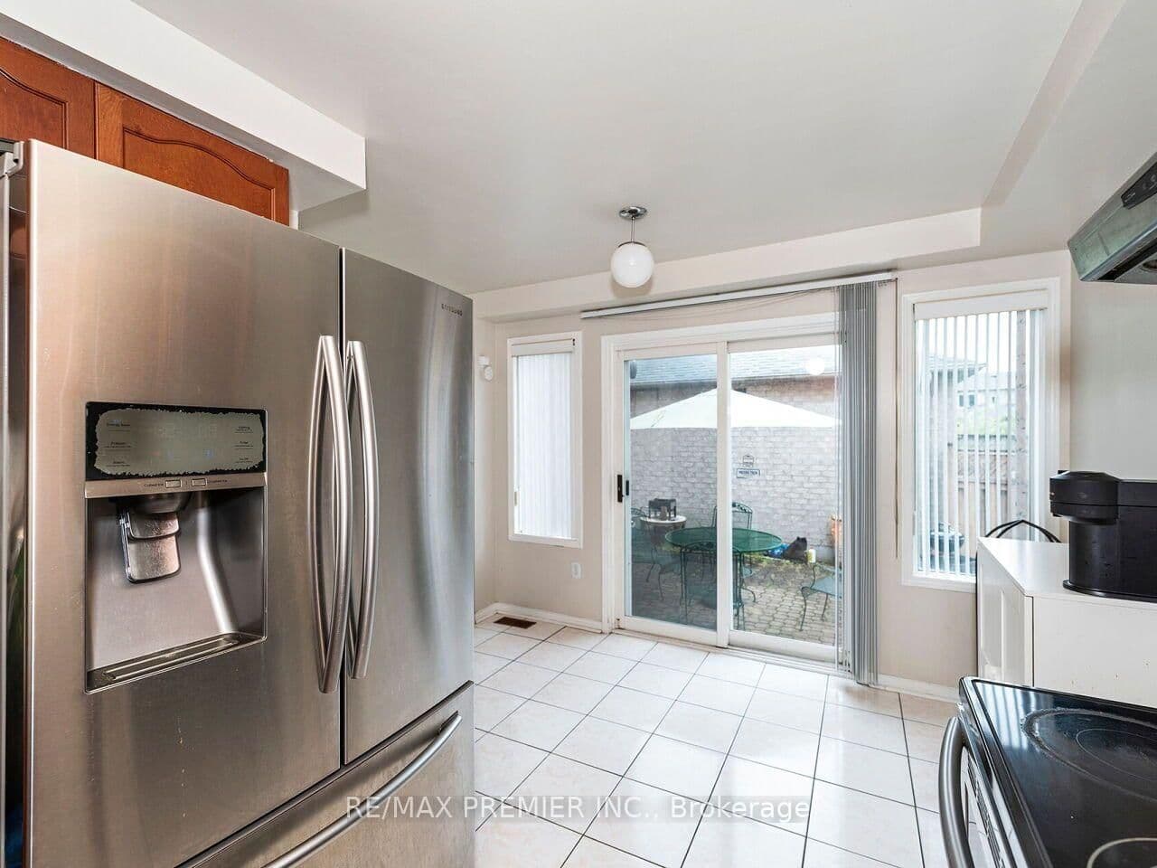 32 Stonebriar Drive thumbnail 16