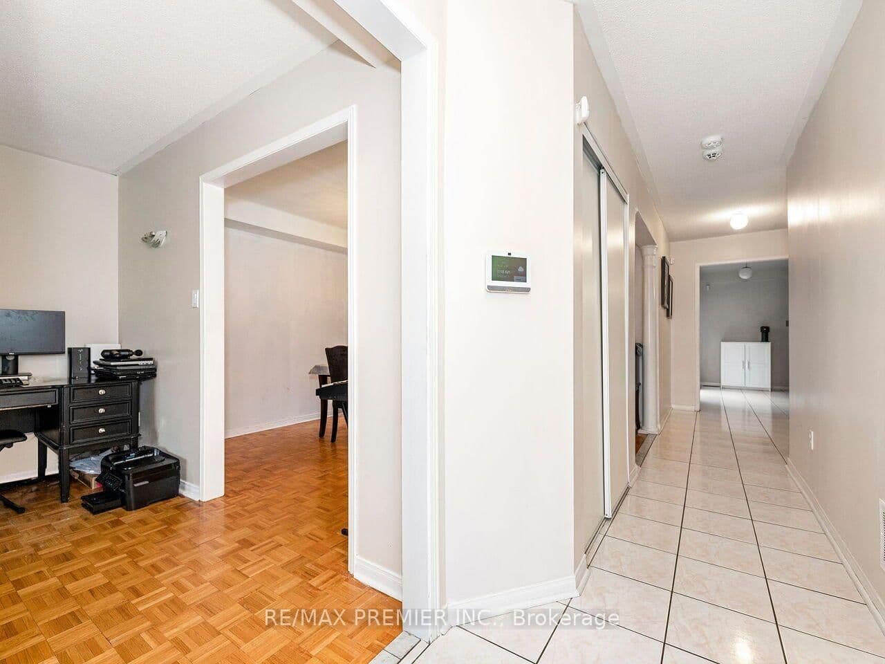 32 Stonebriar Drive thumbnail 5