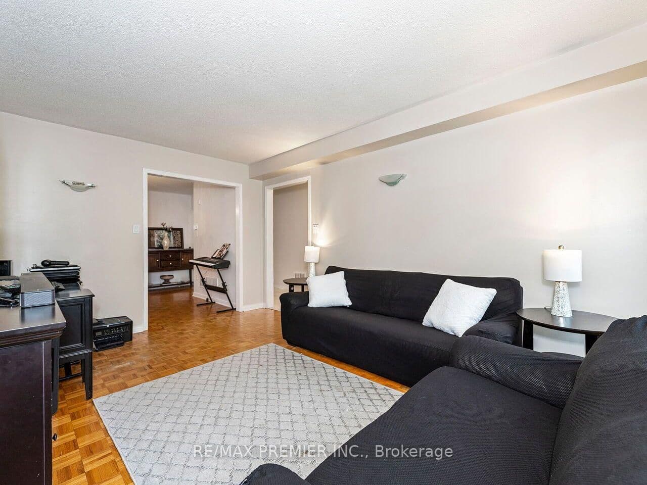 32 Stonebriar Drive thumbnail 8