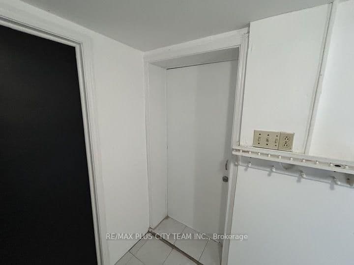 45 Jimston Drive, Unit BSMT thumbnail 10