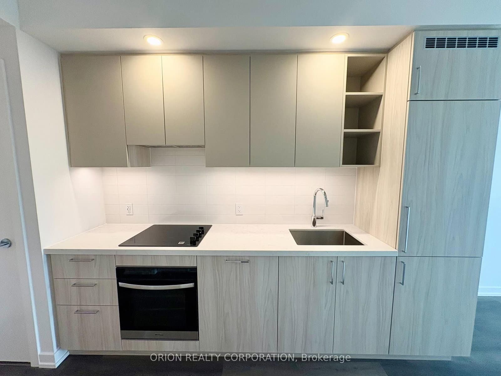 5 Meadowdale Road, Unit 211 - Image 1