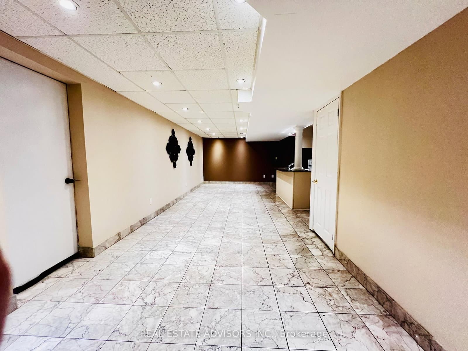 2 Adam Ernst Basement Court thumbnail 8