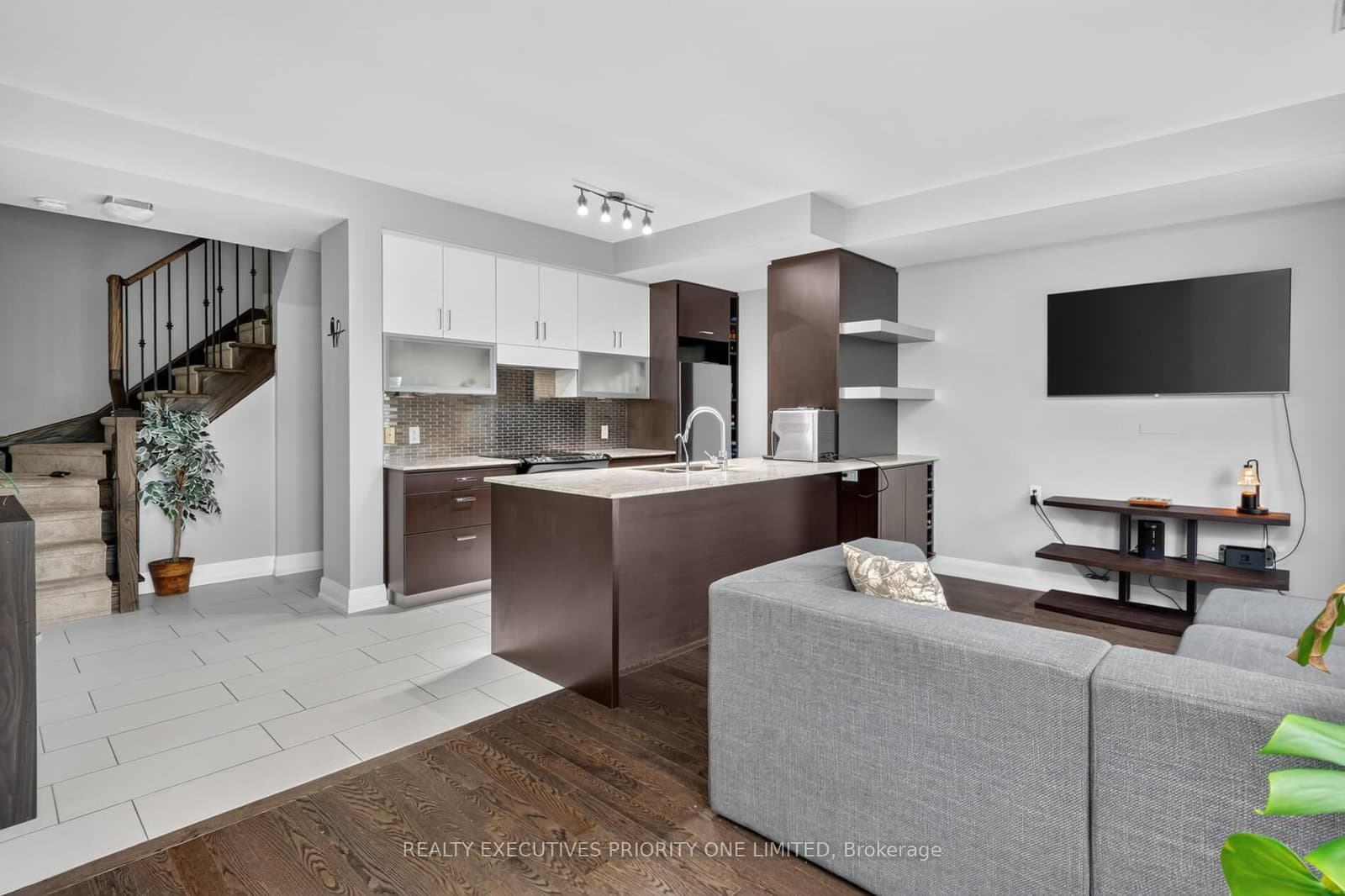 8161 Kipling Avenue, Unit 59 thumbnail 7