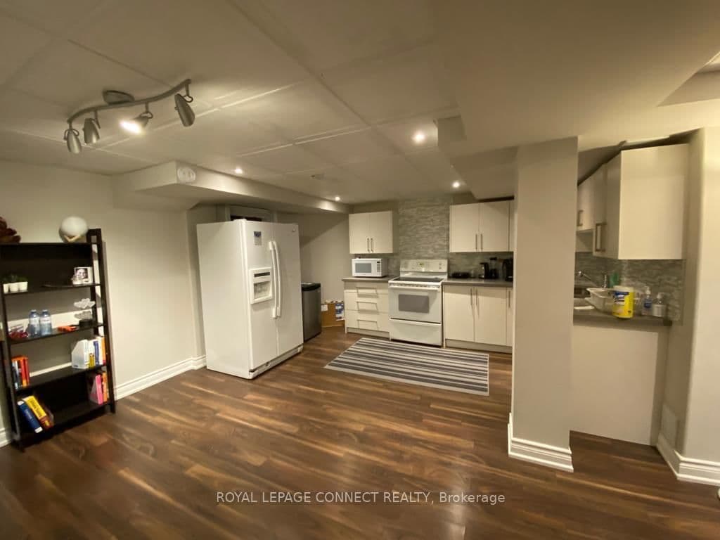 43 Tomlin Crescent, Unit Lower thumbnail 7