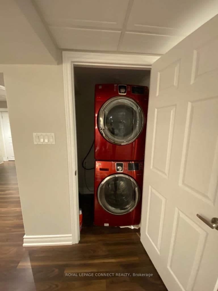 43 Tomlin Crescent, Unit Lower thumbnail 8